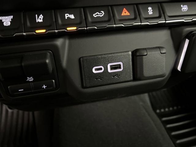 2025 Chevrolet Silverado 2500 HD Custom