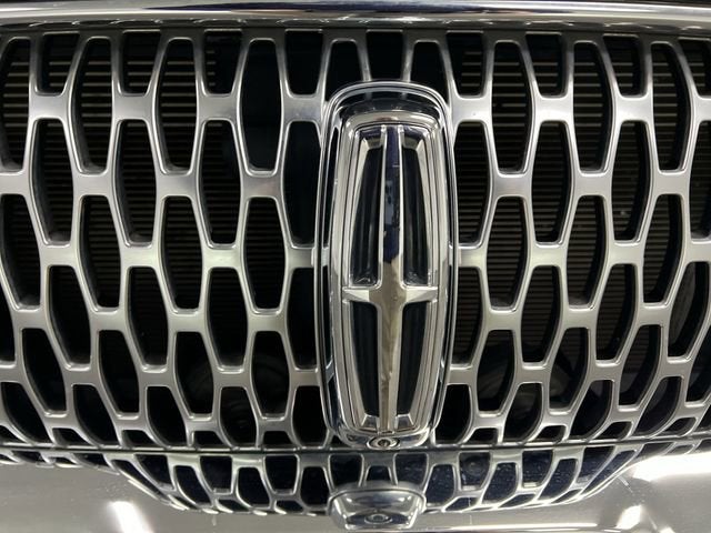 2022 Lincoln Nautilus Black Label