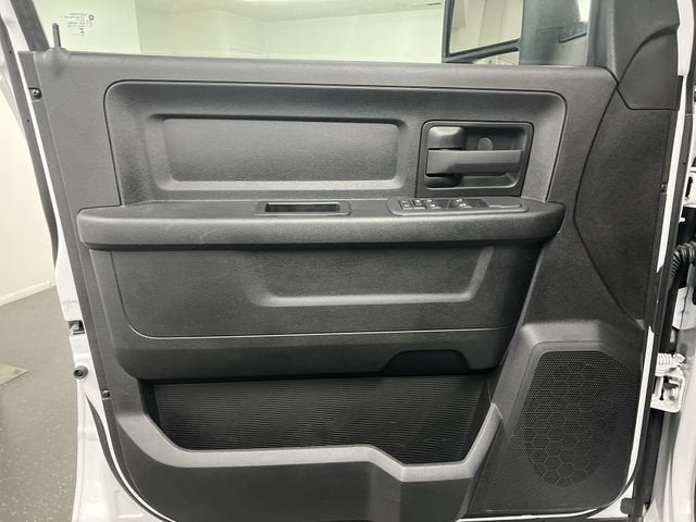 2026 RAM 3500 Tradesman Crew Cab 4x4 6'4" Box