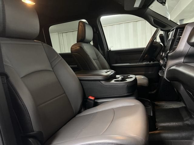2026 RAM 3500 Tradesman Crew Cab 4x4 6'4" Box