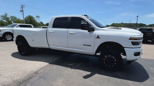2025 RAM 3500 Laramie Crew Cab 4x4 8' Box