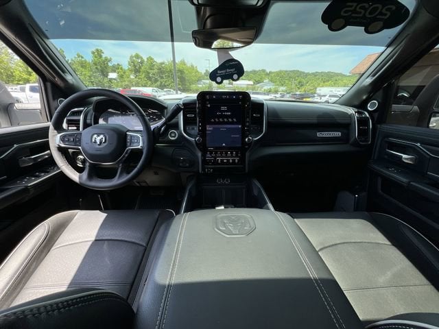 2025 RAM 3500 Laramie Crew Cab 4x4 8' Box