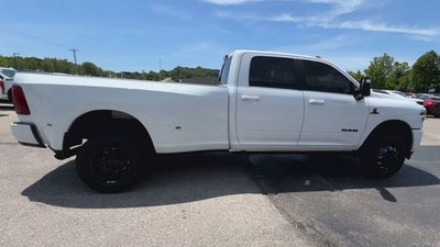 2025 RAM 3500 Laramie Crew Cab 4x4 8' Box