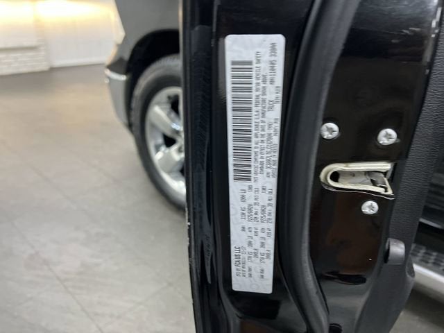 2018 RAM 1500 Big Horn Crew Cab 4x4 5'7" Box