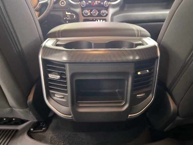 2026 RAM 1500 Express Crew Cab 4x4 5'7" Box