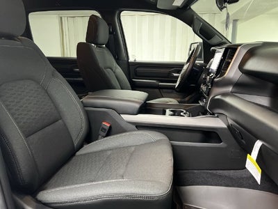 2026 RAM 1500 Express Crew Cab 4x4 5'7" Box