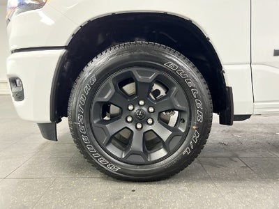 2026 RAM 1500 Express Crew Cab 4x4 5'7" Box
