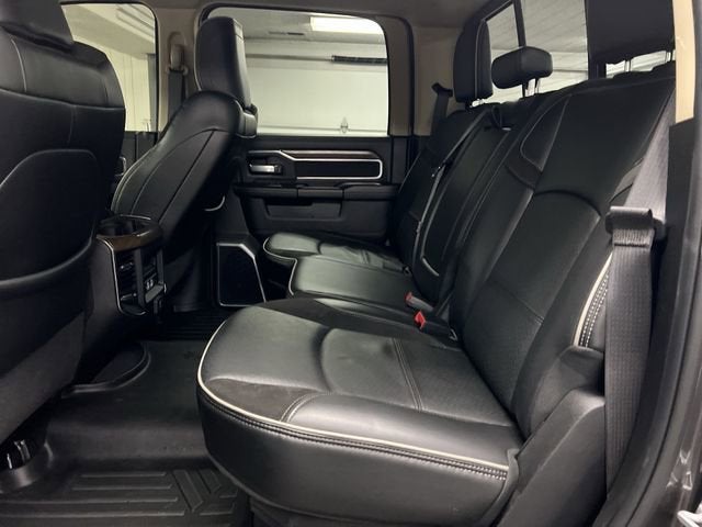 2022 RAM 2500 Laramie Crew Cab 4x4 6'4" Box