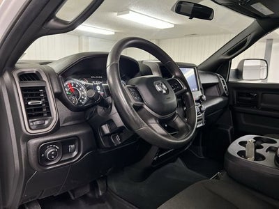 2022 RAM 3500 Tradesman Crew Cab 4x4 8' Box