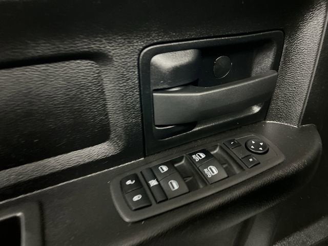 2022 RAM 3500 Tradesman Crew Cab 4x4 8' Box