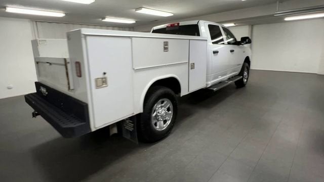 2022 RAM 3500 Tradesman Crew Cab 4x4 8' Box