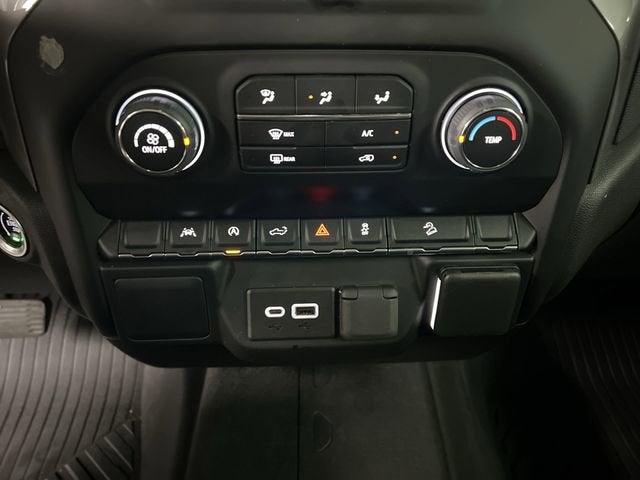 2022 Chevrolet Silverado 1500 Custom - Photo 17