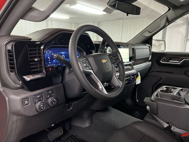 2025 Chevrolet Silverado 1500 LT (2FL)