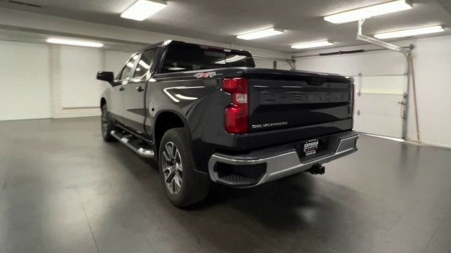 2022 Chevrolet Silverado 1500 LT - Photo 7