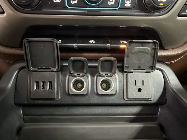 2014 Chevrolet Silverado 1500 High Country