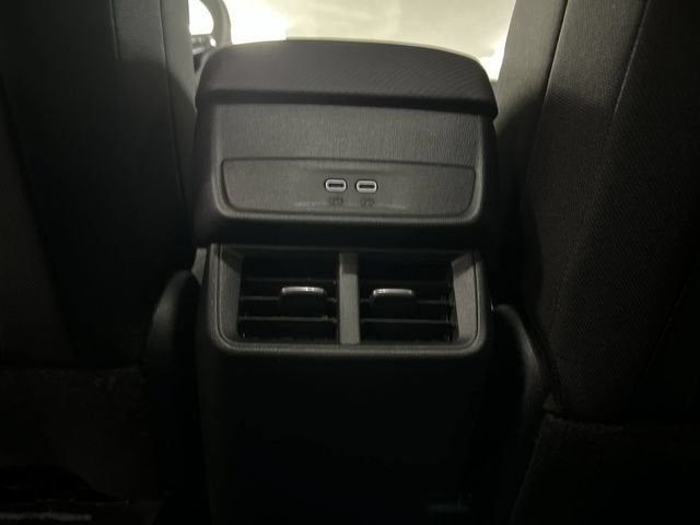 2027 Chevrolet Equinox LT - Photo 21