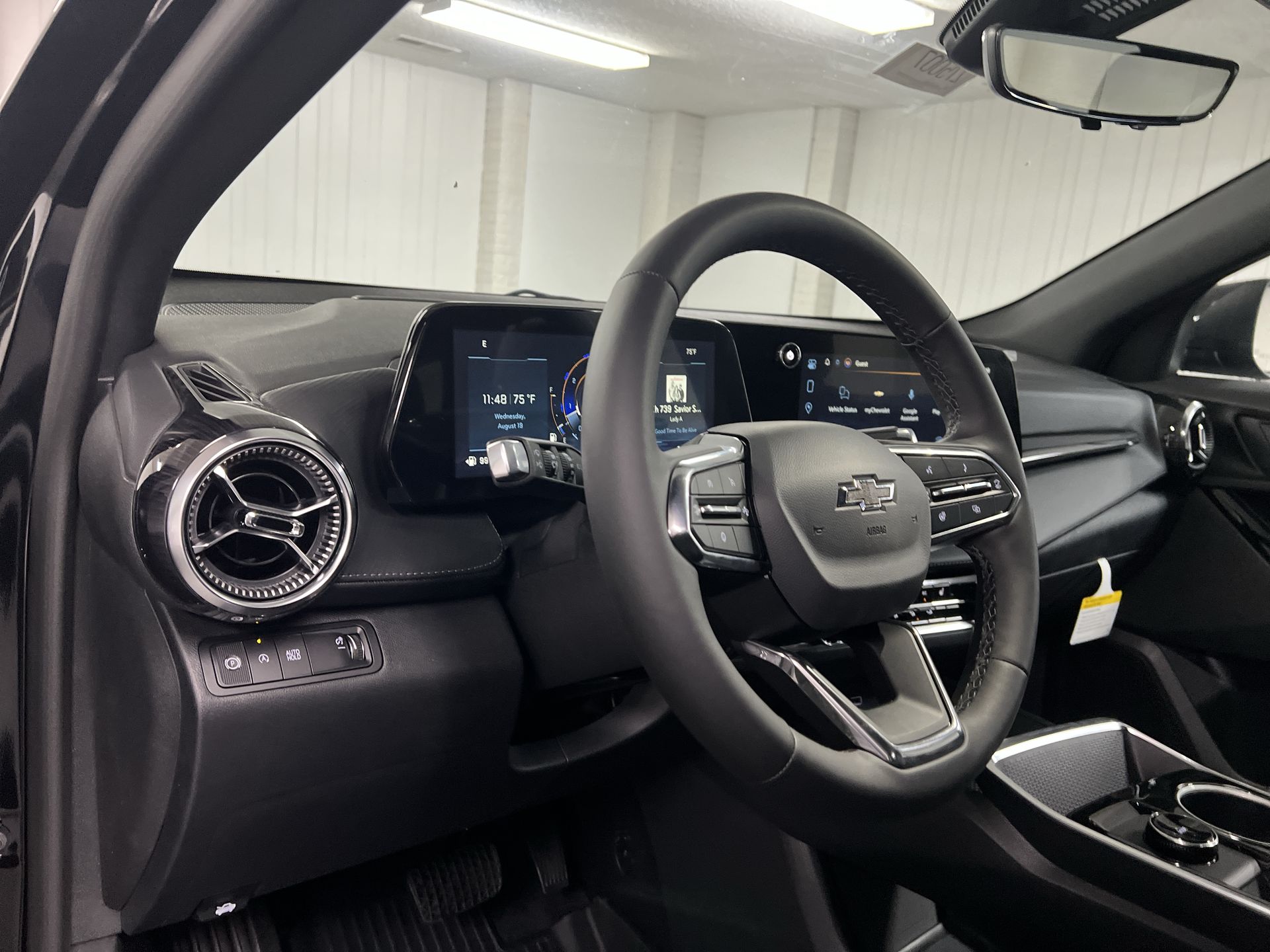 2027 Chevrolet Equinox LT - Photo 45