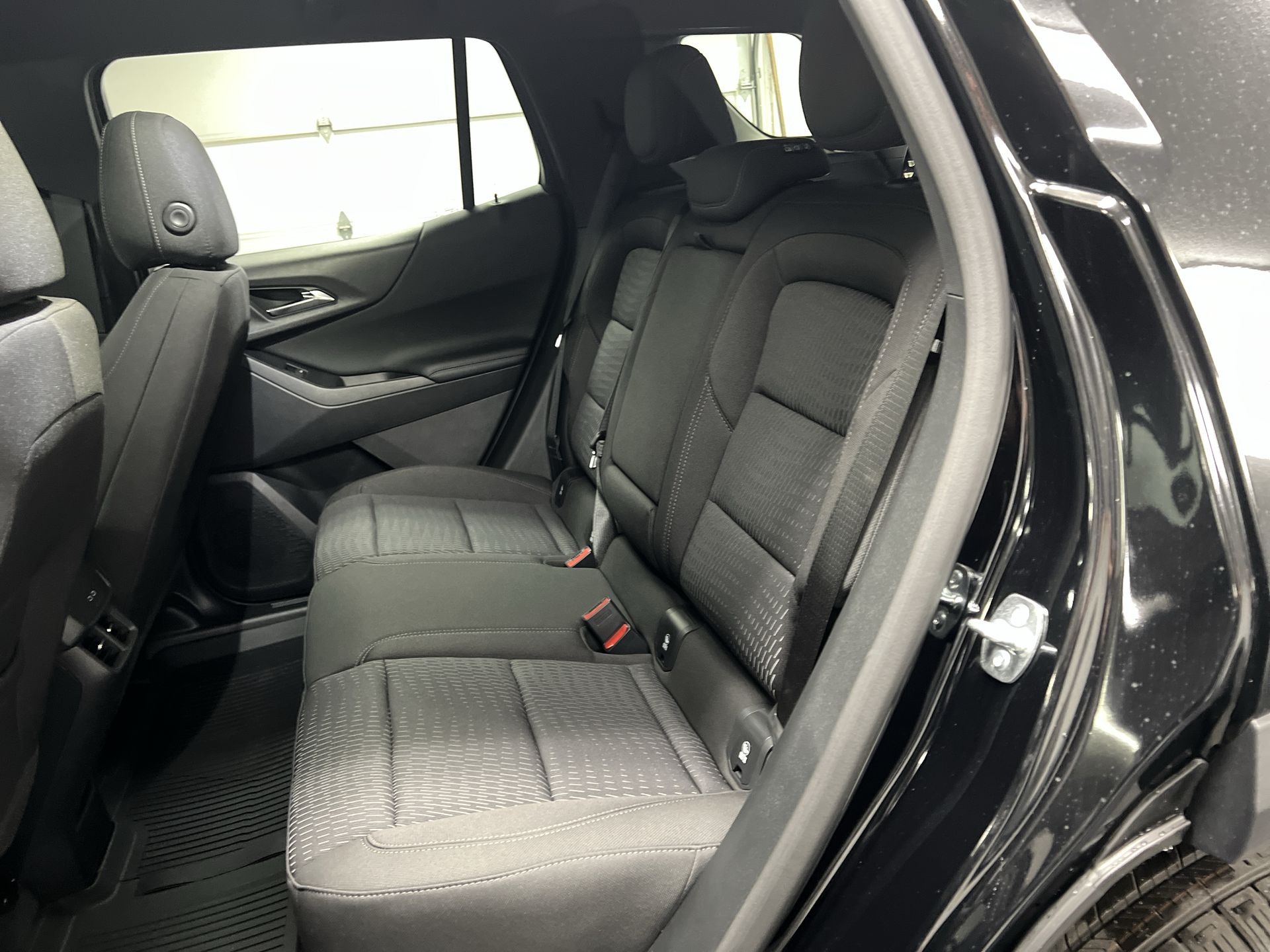 2027 Chevrolet Equinox LT - Photo 59