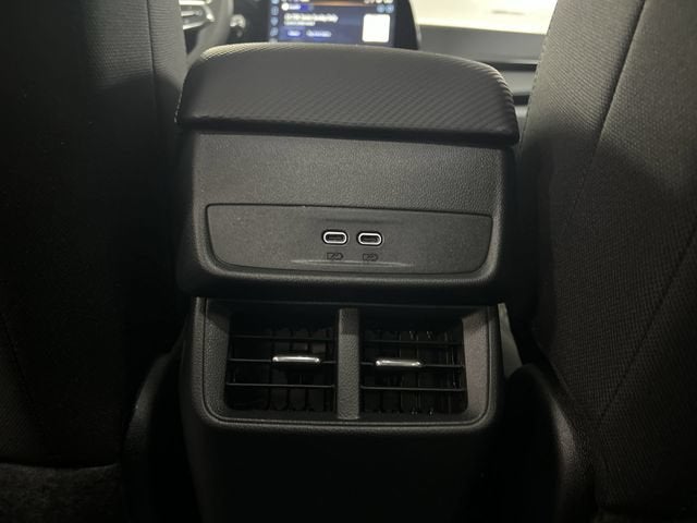2027 Chevrolet Equinox LT - Photo 21