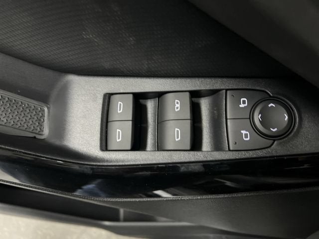 2027 Chevrolet Equinox LT - Photo 23