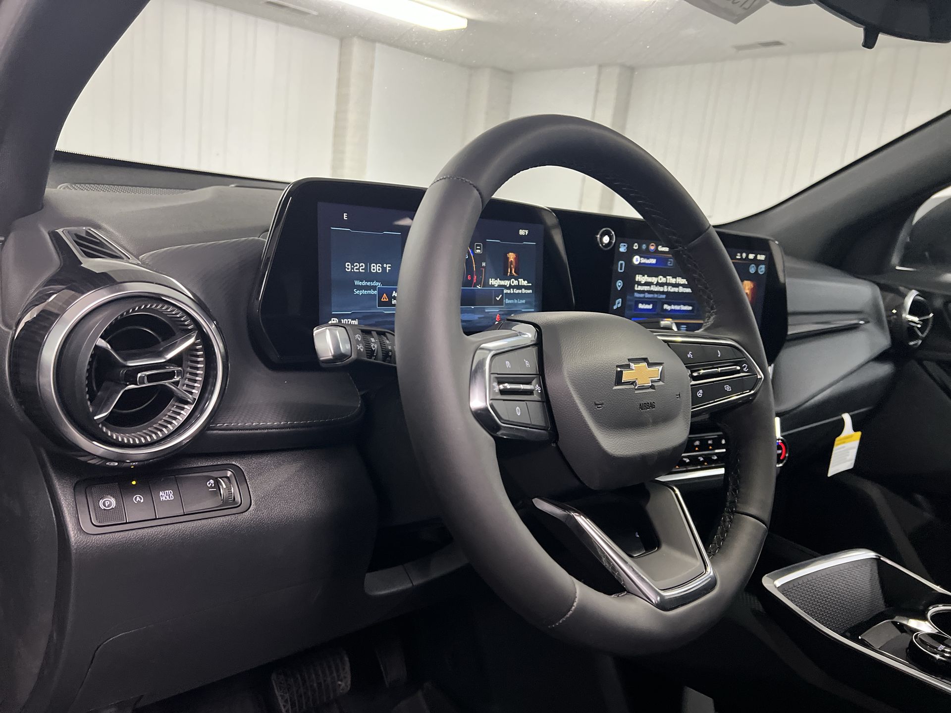 2027 Chevrolet Equinox LT - Photo 45