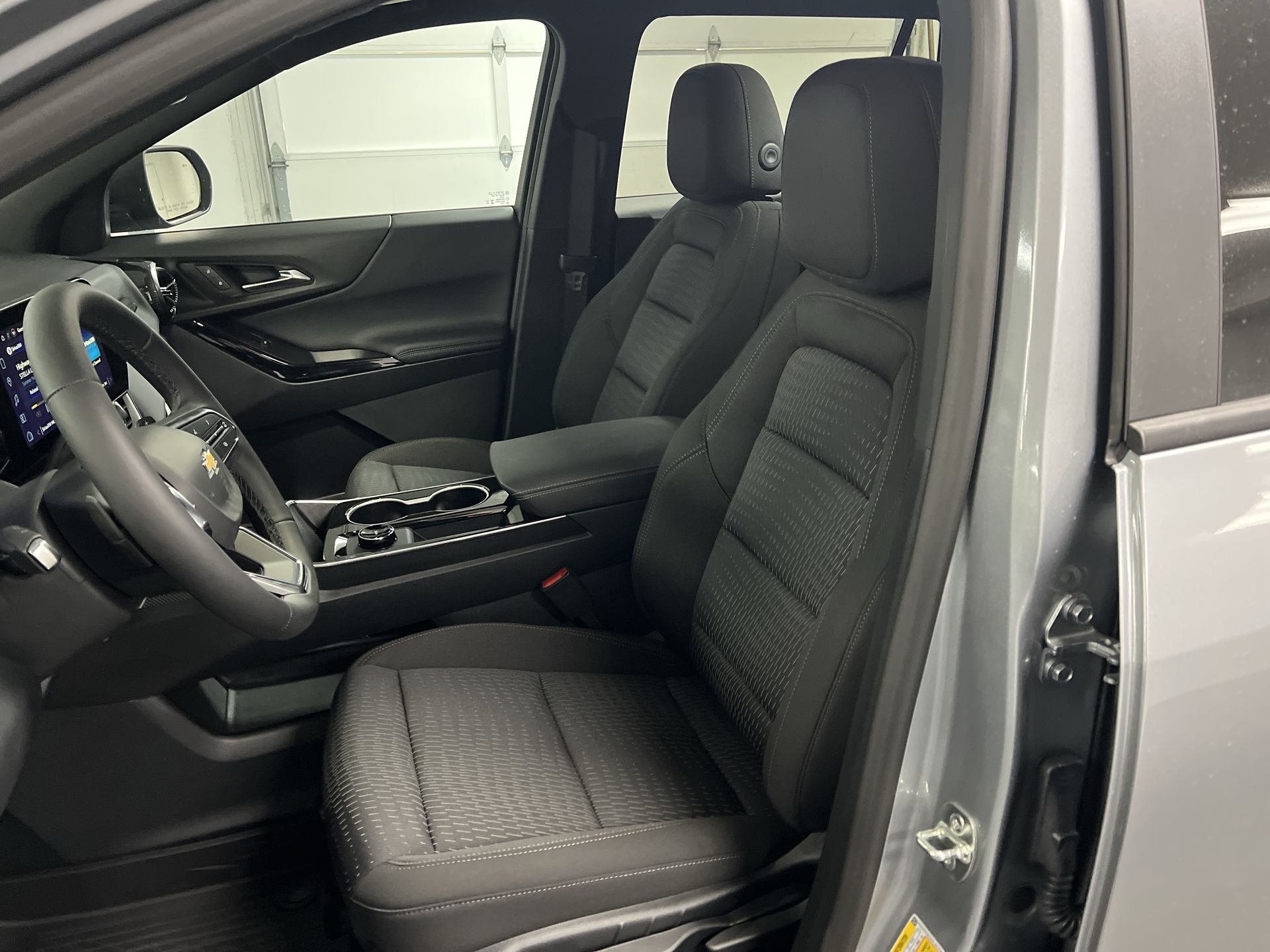 2027 Chevrolet Equinox LT - Photo 54