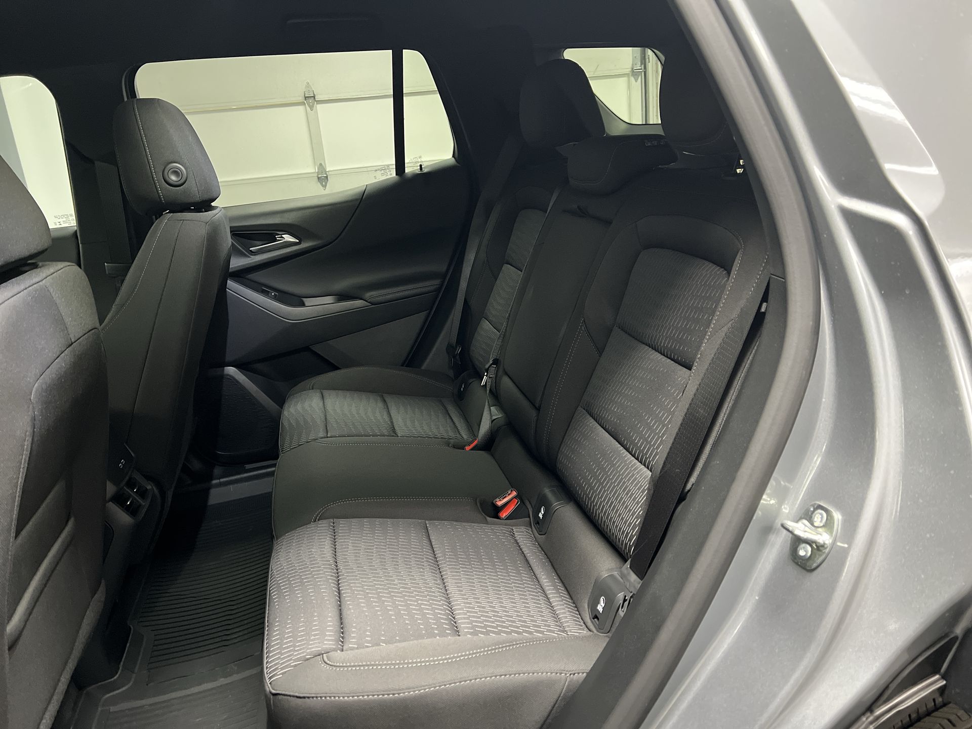 2027 Chevrolet Equinox LT - Photo 59