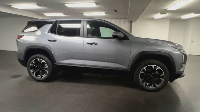 2027 Chevrolet Equinox LT - Photo 9