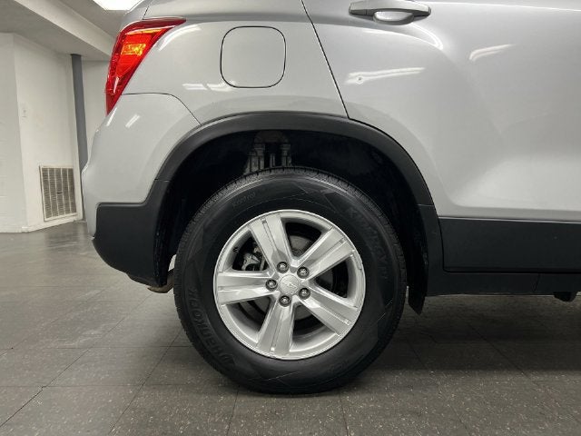 2017 Chevrolet Trax LS - Photo 31