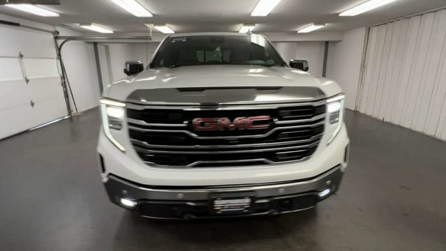 2024 GMC Sierra 1500 SLT - Photo 3
