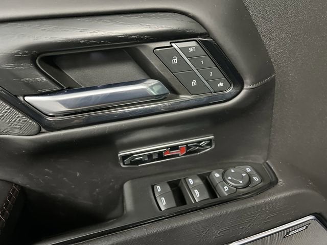 2024 GMC Sierra 1500 AT4X