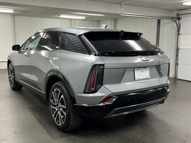 2025 Cadillac OPTIQ Sport 2