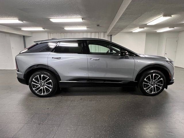 2025 Cadillac OPTIQ Sport 2