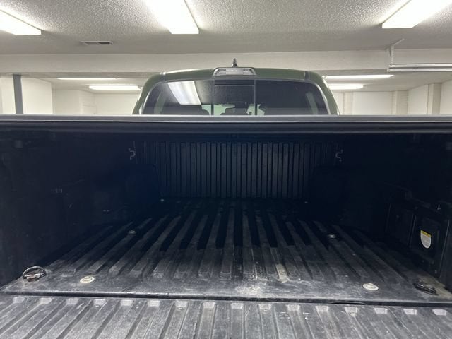 2022 Toyota Tacoma 4WD SR