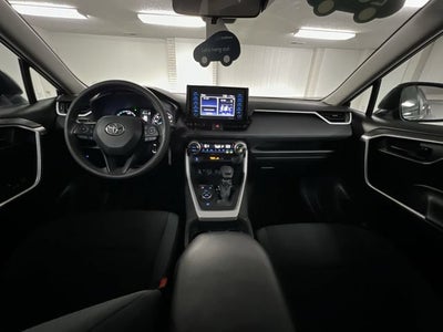2020 Toyota RAV4 Hybrid LE