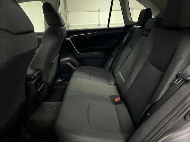 2020 Toyota RAV4 Hybrid LE