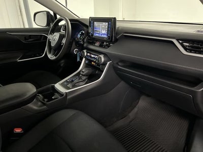 2020 Toyota RAV4 Hybrid LE