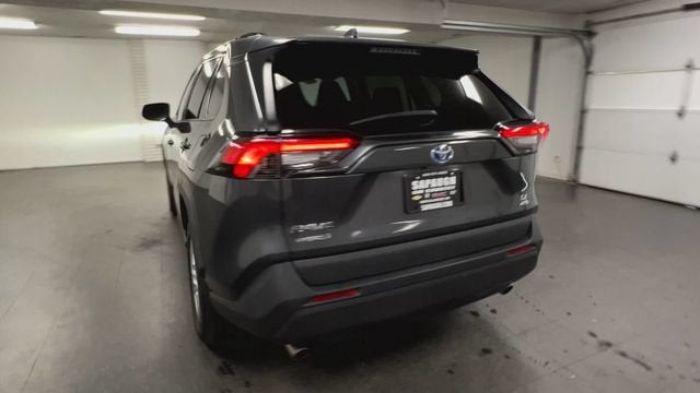 2020 Toyota RAV4 Hybrid LE