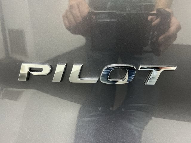 2021 Honda Pilot AWD Elite
