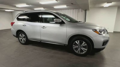 2020 Nissan Pathfinder SL