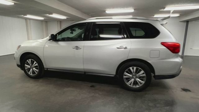 2020 Nissan Pathfinder SL