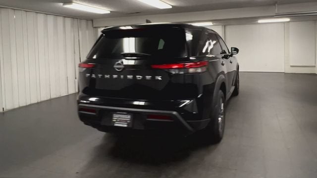 2024 Nissan Pathfinder S FWD