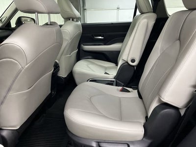 2024 Toyota Grand Highlander Platinum