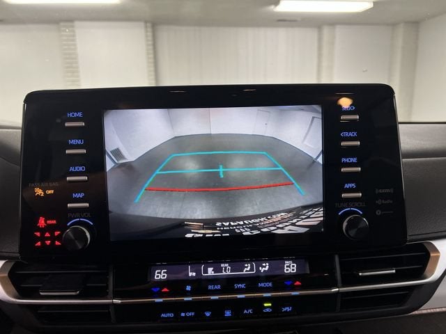 2023 Toyota Sienna LE
