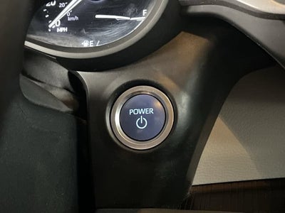 2023 Toyota Sienna LE