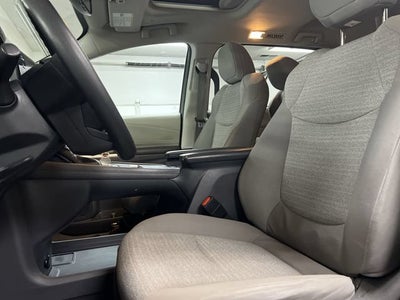 2023 Toyota Sienna LE