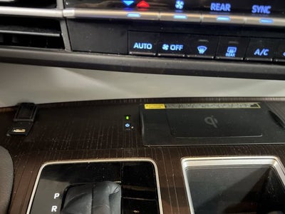 2023 Toyota Sienna LE