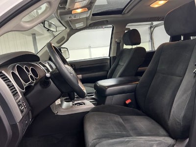 2017 Toyota Sequoia SR5