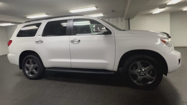 2017 Toyota Sequoia SR5