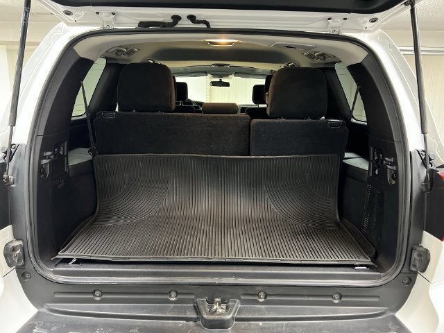 2017 Toyota Sequoia SR5